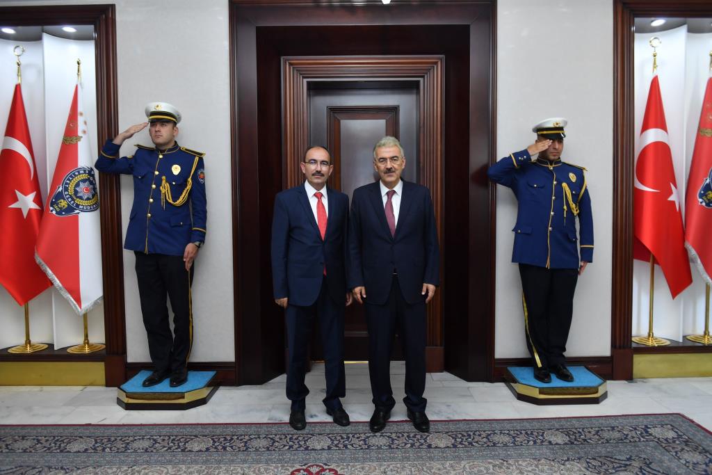 Rektörümüz Beydemir’den Emniyet Genel Müdürü Ayyıldız’a Hayırlı Olsun Ziyareti